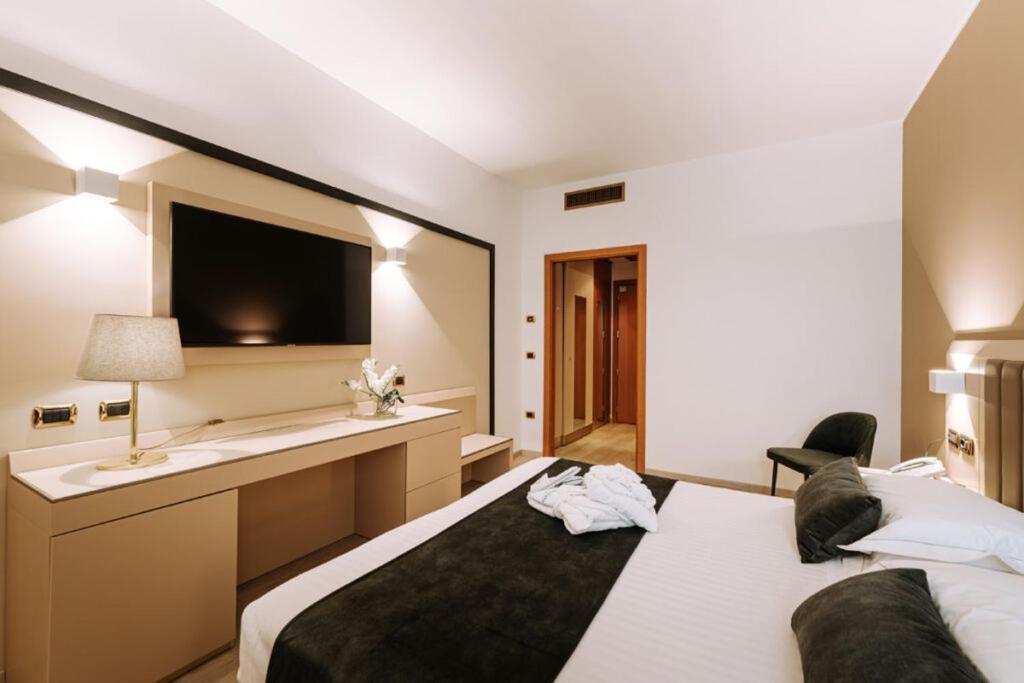 Grand Hotel La Chiusa Di Chietri Alberobello Bagian luar foto