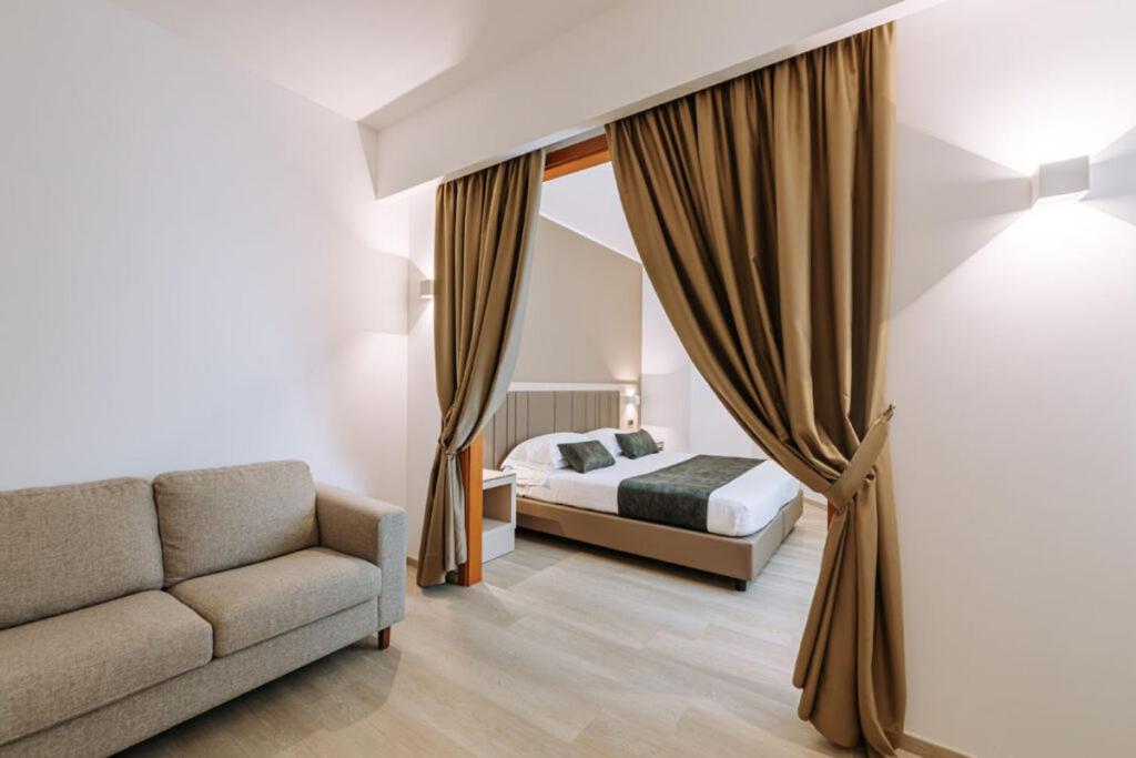 Grand Hotel La Chiusa Di Chietri Alberobello Bagian luar foto