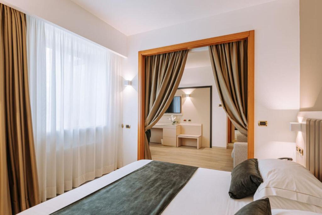 Grand Hotel La Chiusa Di Chietri Alberobello Bagian luar foto