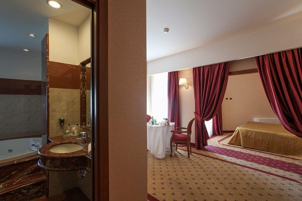 Grand Hotel La Chiusa Di Chietri Alberobello Bagian luar foto