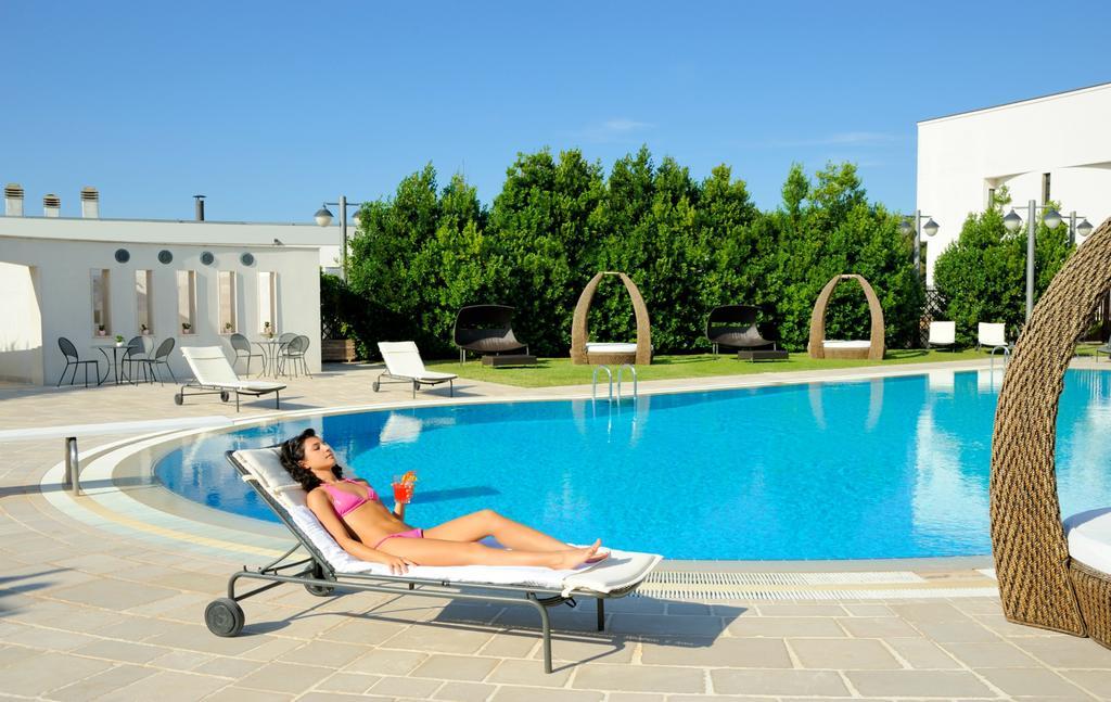 Grand Hotel La Chiusa Di Chietri Alberobello Bagian luar foto